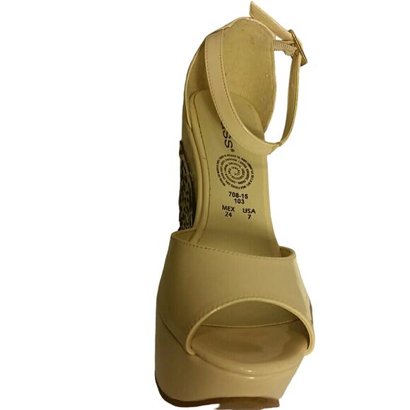 Cklass Cream Wedge Heel. 7M - Picture 2 of 5